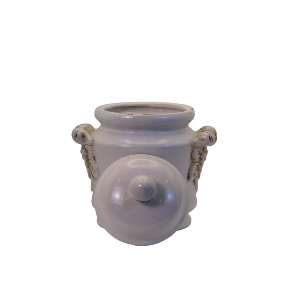 N/A porcelain treasures